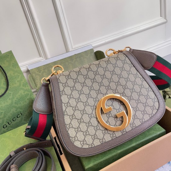 Gucci Blondie Medium Shoulder Bag in Beige GG Supreme Canvas