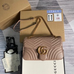 Gucci GG Marmont Medium Shoulder Bag in Nude Chevron Leather