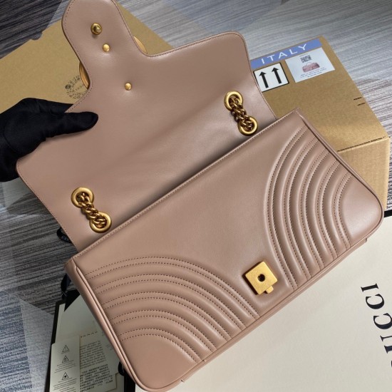 Gucci GG Marmont Medium Shoulder Bag in Nude Chevron Leather