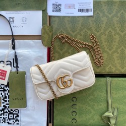 Gucci GG Marmont Super Mini Bag in White Chevron Leather