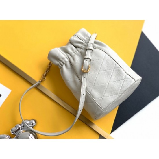 Saint Laurent Le Maillon Hook Bucket Bag In White Lambskin