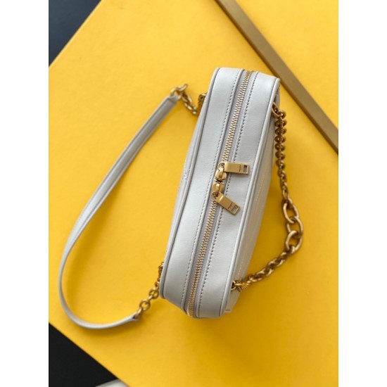 Saint Laurent Le Maillon Small Chain Bag In White Lambskin