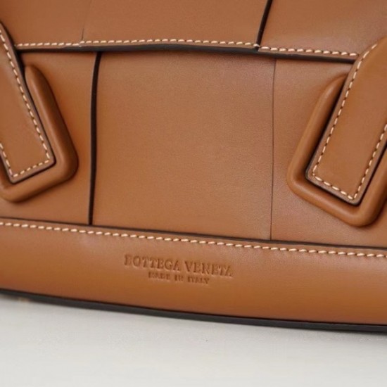 Bottega Veneta Arco Small Bag In Caramel Intrecciato Calfskin