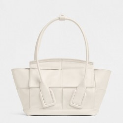 Bottega Veneta Mini Arco Bag In White Intrecciato Leather