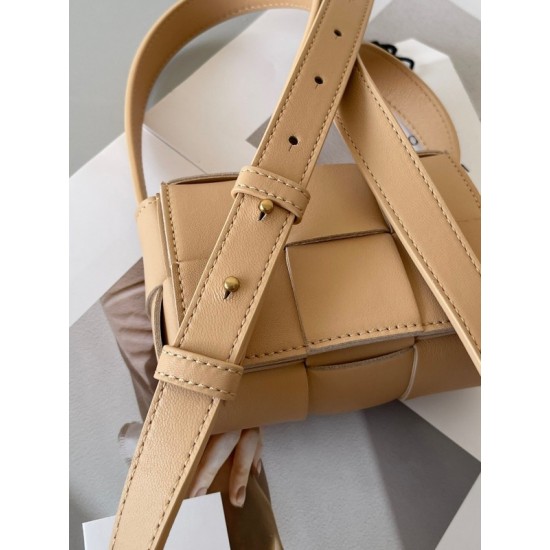 Bottega Veneta Candy Cassette Bag In Almond Lambskin