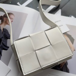 Bottega Veneta Candy Cassette Bag In White Lambskin