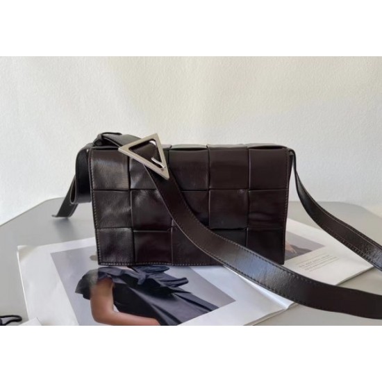 Bottega Veneta Cassett Bag In Fondant Wrinkled Calfskin