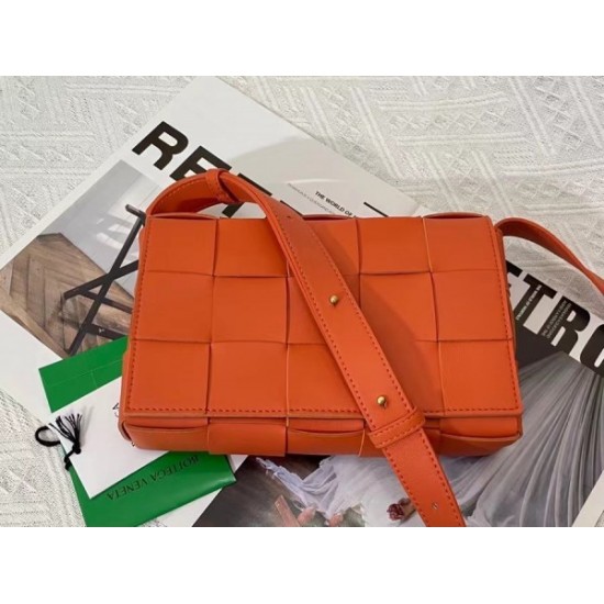 Bottega Veneta Cassett Bag In Orange Intrecciato Lambskin