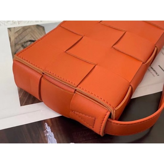 Bottega Veneta Cassett Bag In Orange Intrecciato Lambskin