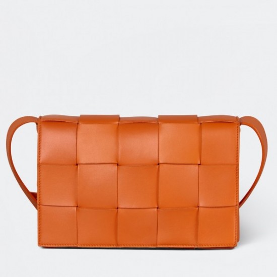 Bottega Veneta Cassett Bag In Orange Intrecciato Lambskin