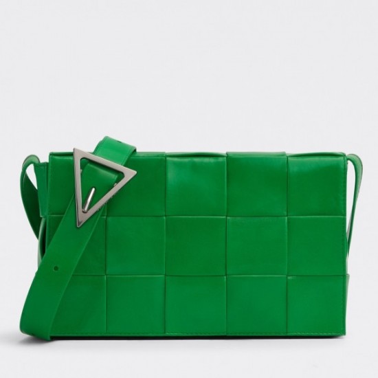 Bottega Veneta Cassett Bag In Parakeet Wrinkled Calfskin