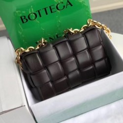 Bottega Veneta Chain Cassette Bag In Black Calfskin