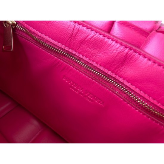 Bottega Veneta Chain Cassette Bag In Lollipop Lambskin