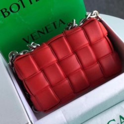 Bottega Veneta Chain Cassette Bag In Red Calfskin