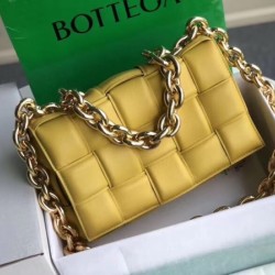 Bottega Veneta Chain Cassette Bag In Yellow Calfskin