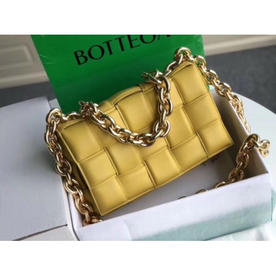 Bottega Veneta Chain Cassette Bag In Yellow Calfskin