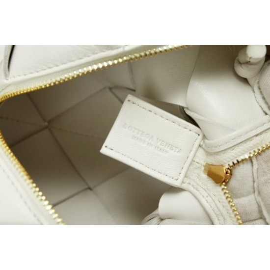 Bottega Veneta Mini Cassette Camera Bag In White Lambskin