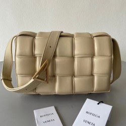 Bottega Veneta Padded Cassette Bag In Porridge Lambskin