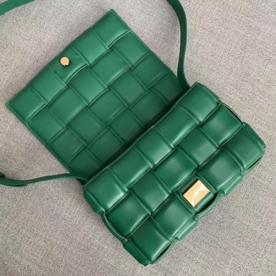 Bottega Veneta Padded Cassette Bag In Racing Green Calfskin