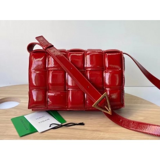 Bottega Veneta Padded Cassette Bag In Red Deerskin