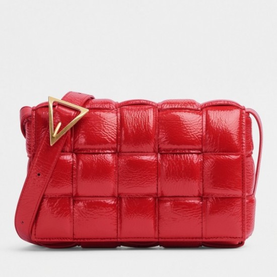 Bottega Veneta Padded Cassette Bag In Red Deerskin