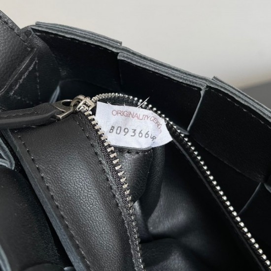 Bottega Veneta Small Cassette Bag In Black Intrecciato Lambskin