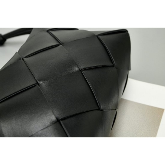 Bottega Veneta Small Cassette Camera Bag In Black Lambskin