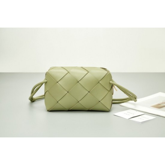 Bottega Veneta Small Cassette Camera Bag In Travertine Lambskin