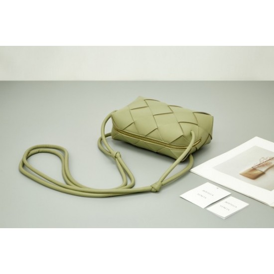 Bottega Veneta Small Cassette Camera Bag In Travertine Lambskin