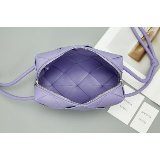 Bottega Veneta Small Cassette Camera Bag In Wisteria Lambskin