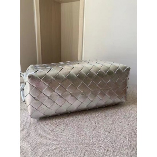 Bottega Veneta Small Loop Bag In Silver Intrecciato Lambskin