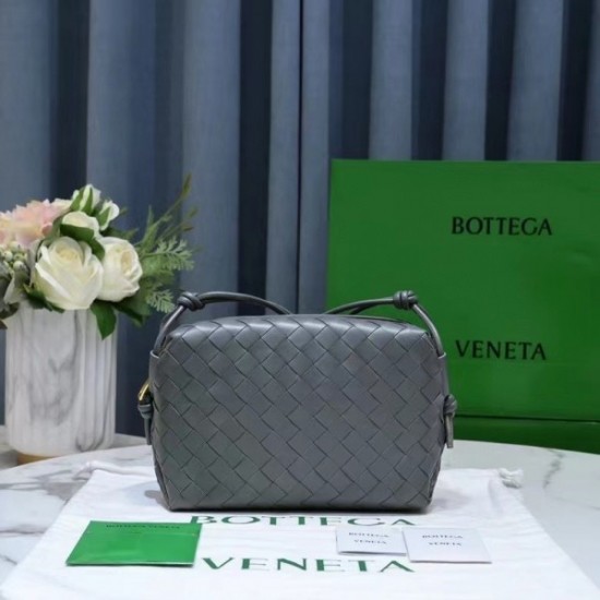 Bottega Veneta Small Loop Bag In Thunder Intrecciato Lambskin