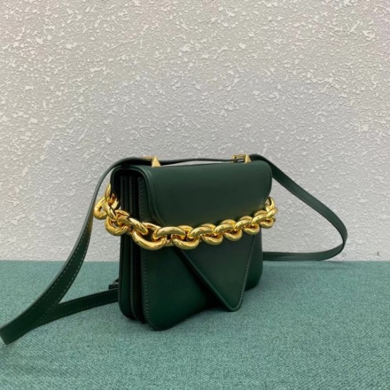 Bottega Veneta Mount Small Bag In Green Calfskin