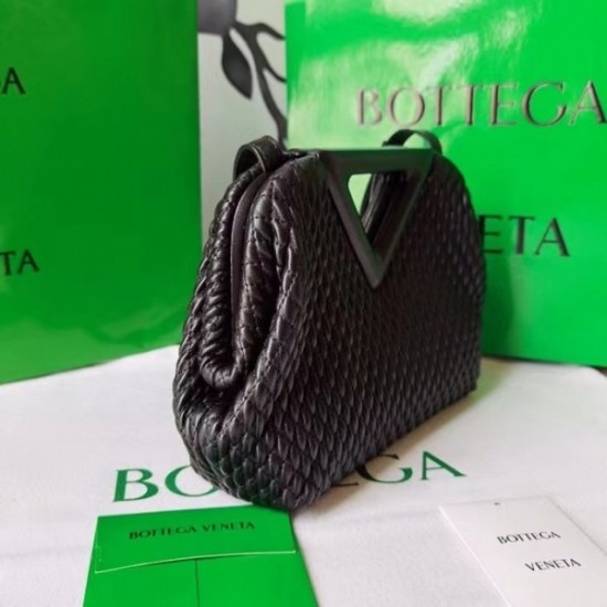 Bottega Veneta Small Point Bag In Black Quilted Leather