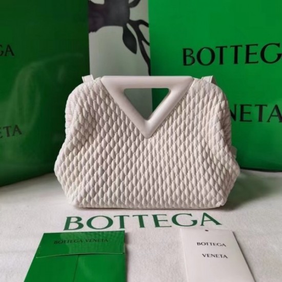 Bottega Veneta Small Point Bag In White Quilted Leather