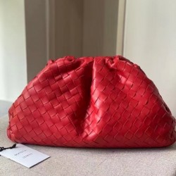 Bottega Veneta Large Pouch Clutch In Red Intrecciato Lambskin