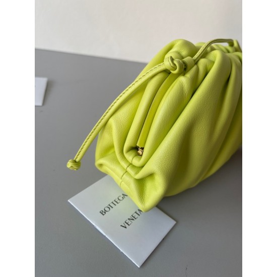 Bottega Veneta Mini Pouch Bag In Kiwi Calfskin