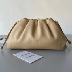 Bottega Veneta Mini Pouch In Beige Calfskin