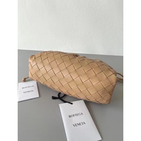 Bottega Veneta Mini Pouch In Beige Intrecciato Lambskin