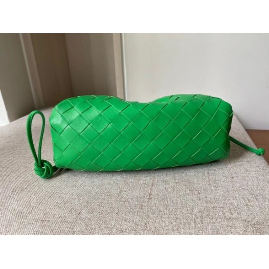 Bottega Veneta Mini Pouch In Green Intrecciato Lambskin