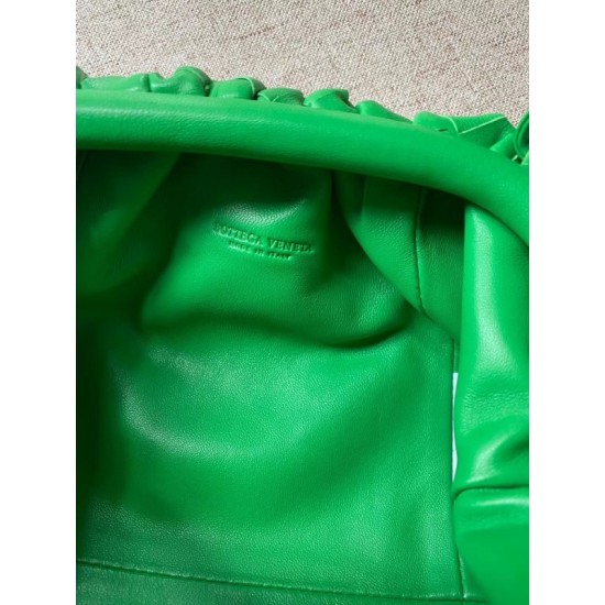 Bottega Veneta Mini Pouch In Green Intrecciato Lambskin