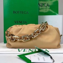 Bottega Veneta The Chain Pouch Bag In Beige Calfskin