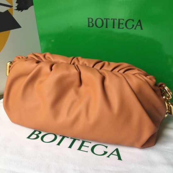 Bottega Veneta The Chain Pouch In Clay Calfskin