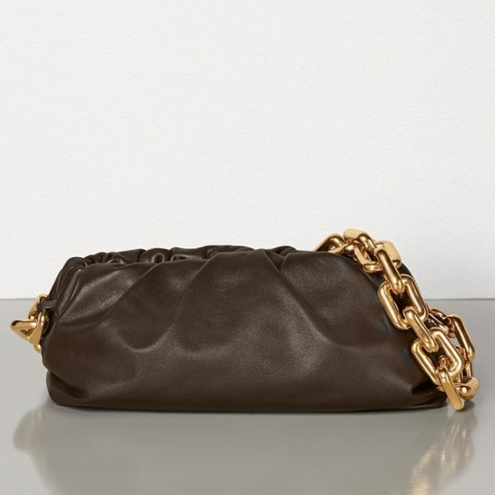 Bottega Veneta The Chain Pouch In Fondente Calfskin