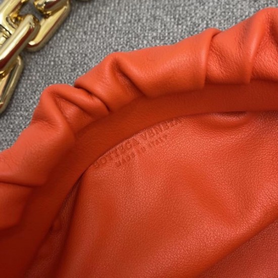 Bottega Veneta The Chain Pouch In Orange Calfskin