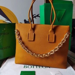 Bottega Veneta Chain Tote Bag In Cob Grained Leather