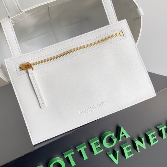 Bottega Veneta Small Flip Flap Bag in White Intrecciato Lambskin