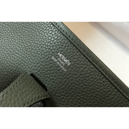 Hermes Evelyne III 29 Bag In Vert Amande Clemence Leather