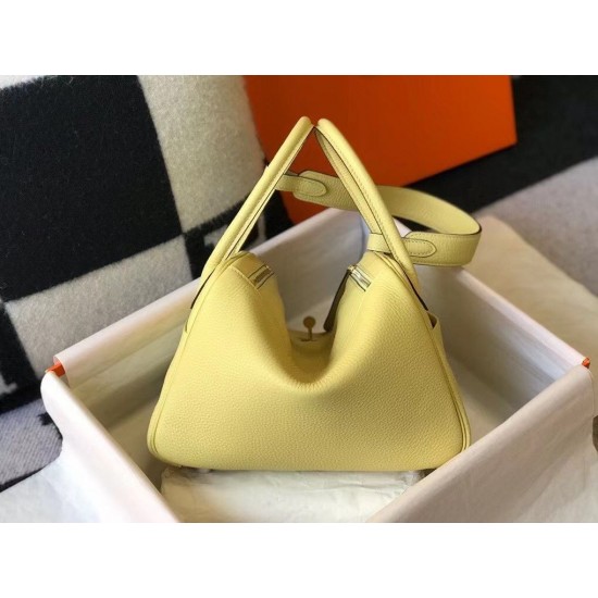 Hermes Lindy 26cm Bag In Beton Jaune Poussin Clemence Leather