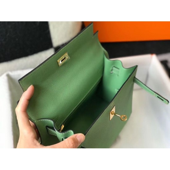 Hermes Kelly 28cm Sellier Bag In Vert Criquet Epsom Leather